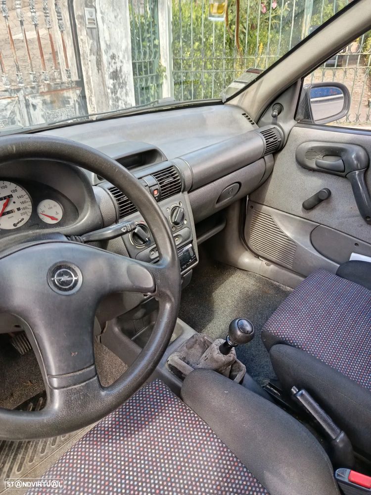 Opel Corsa 1.5 D Eco - 1