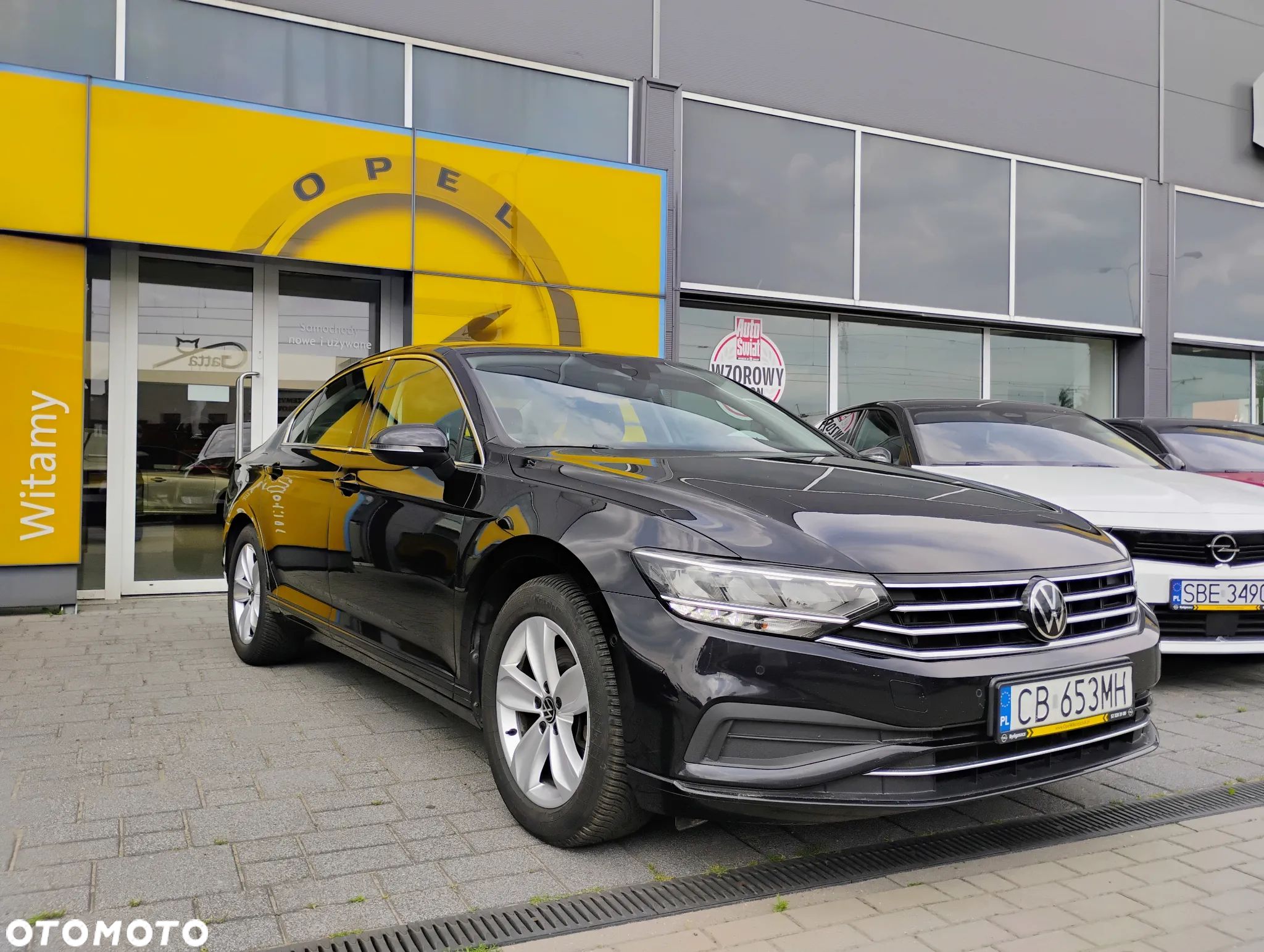 Volkswagen Passat 2.0 TSI Business DSG - 1