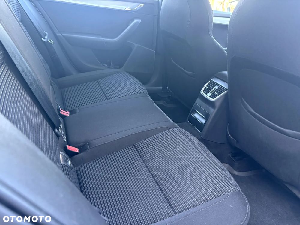 Skoda Octavia 2.0 TDI Ambition - 23