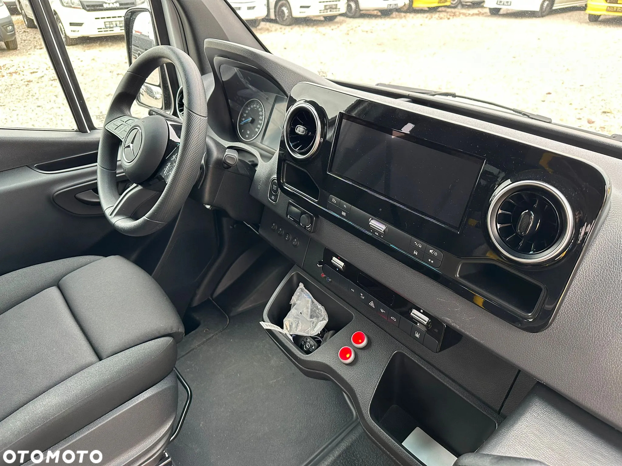 Mercedes-Benz eSprinter - 18