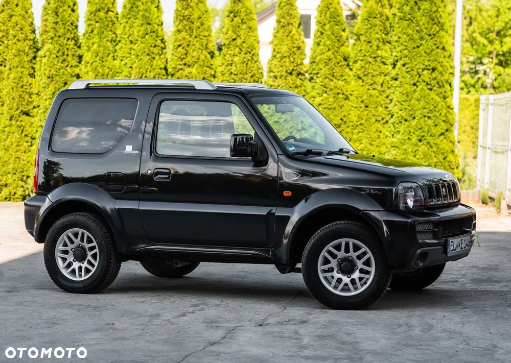 Suzuki Jimny Black&White - 4
