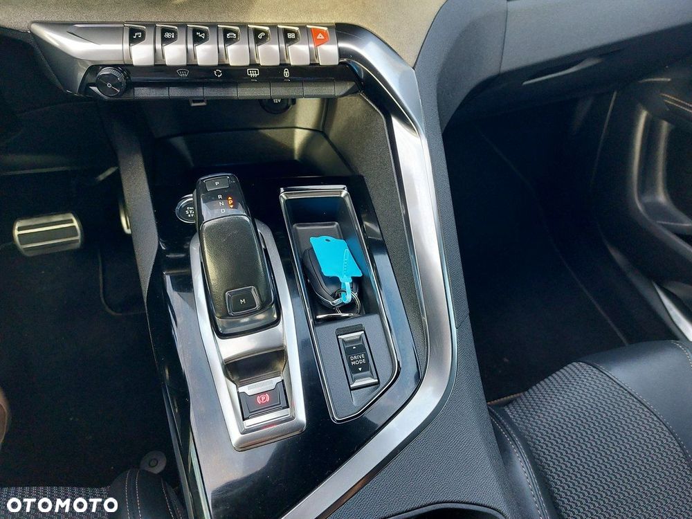 Peugeot 3008 - 24
