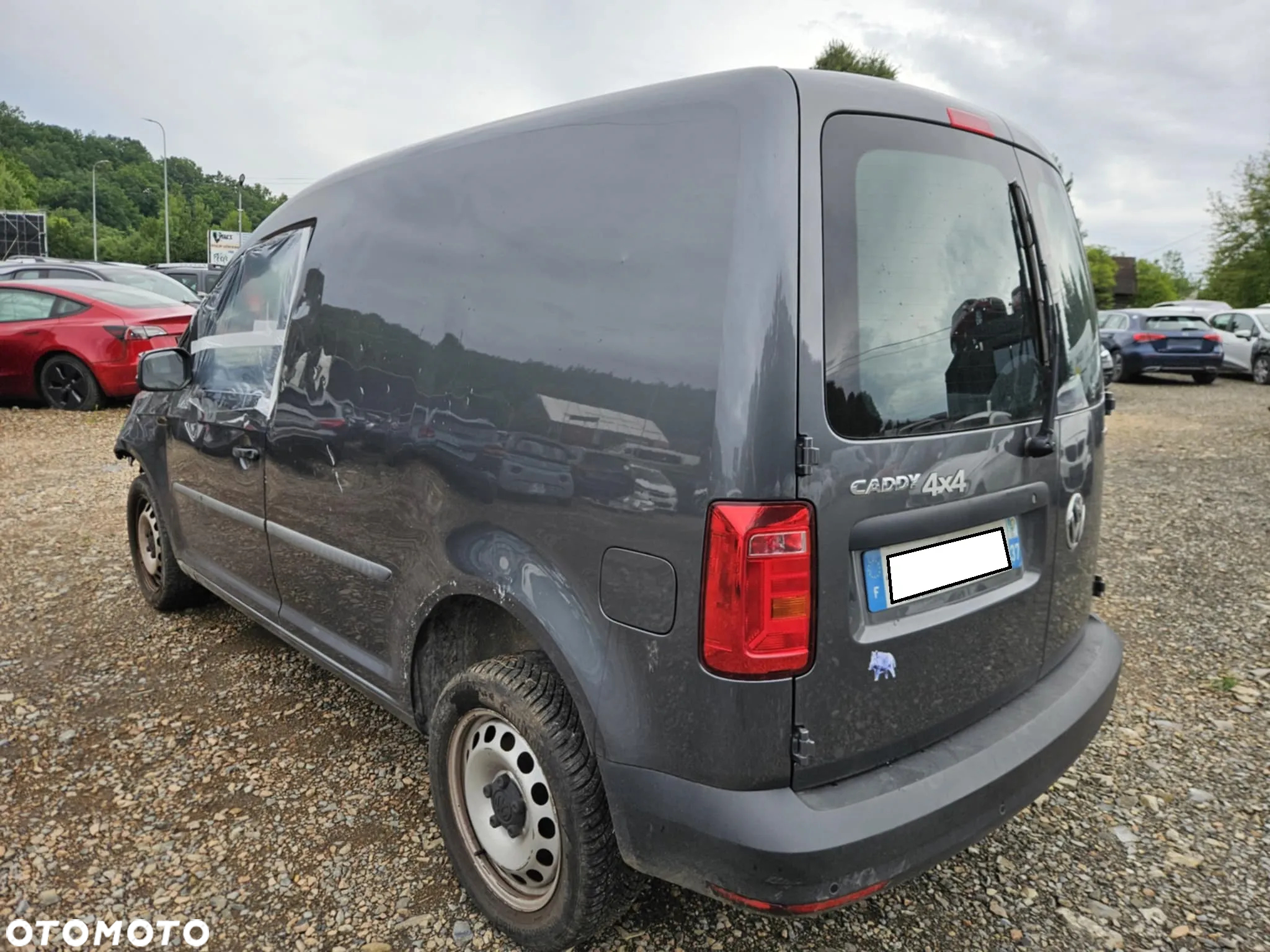 Volkswagen CADDY  4MOTION  2.0 TDI  AUTOMAT DSG - 3