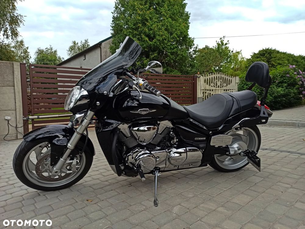 Suzuki Boulevard - 2
