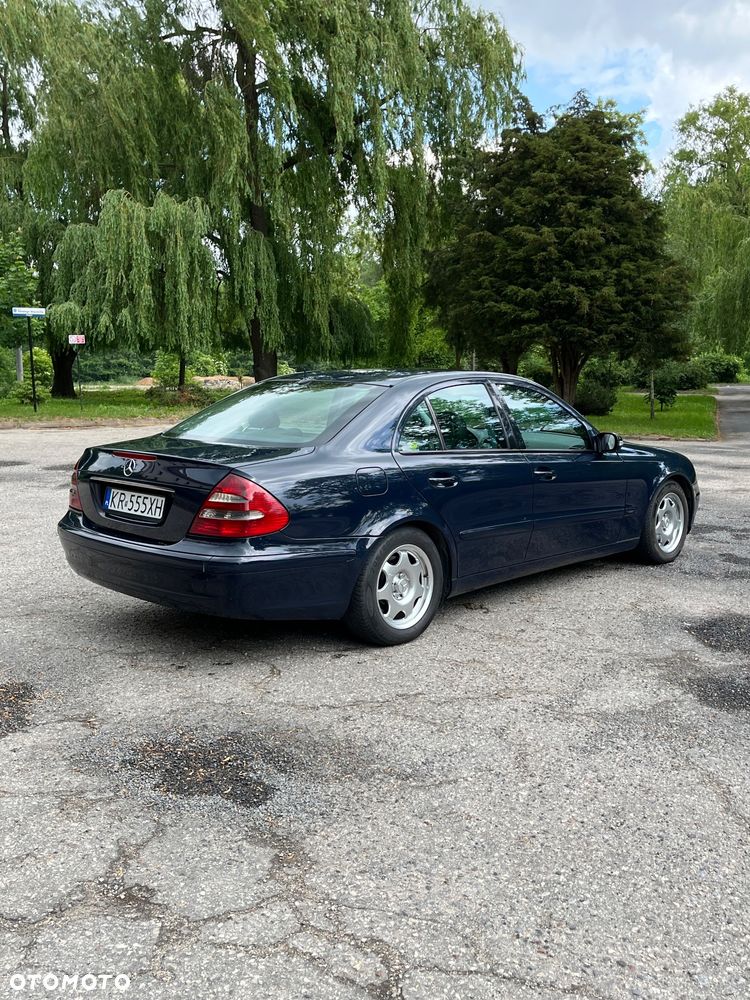 Mercedes-Benz Klasa E 220 CDI Automatik Classic - 4
