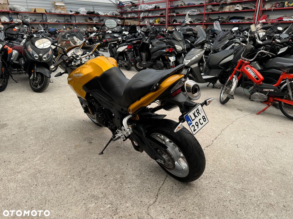 Triumph Tiger - 4