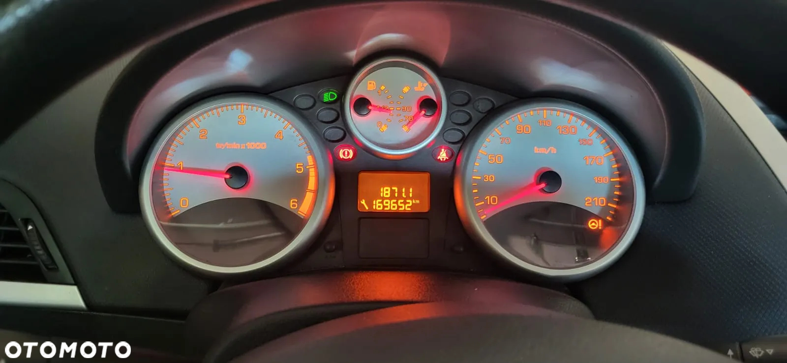 Peugeot 207 - 10