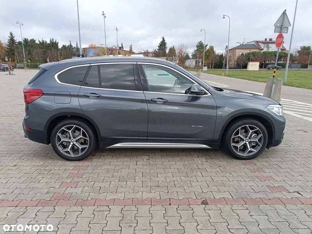 BMW X1 xDrive25i xLine - 26