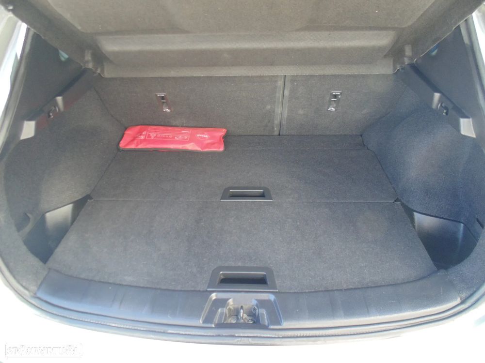 Nissan Qashqai 1.6 dCi Tekna Premium 18 360 - 16