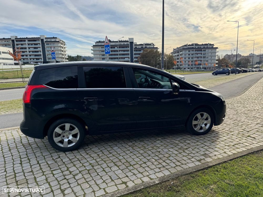 Peugeot 5008 HDI FAP 110 Active - 19