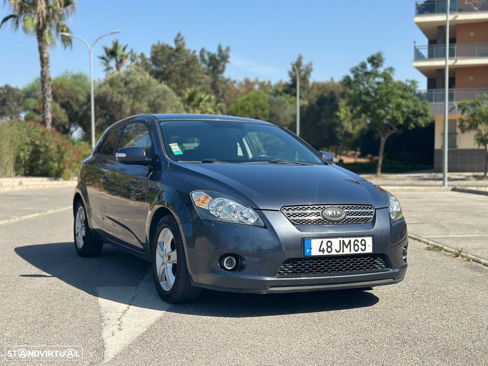 Kia ProCeed - 1