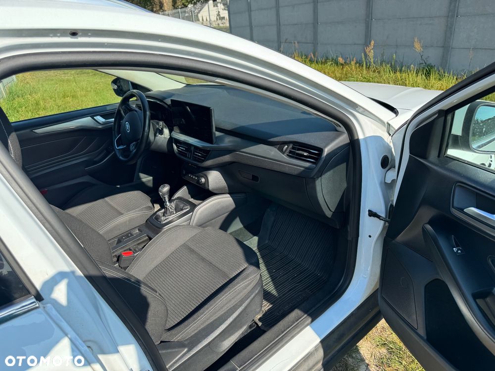 Ford Focus - 20