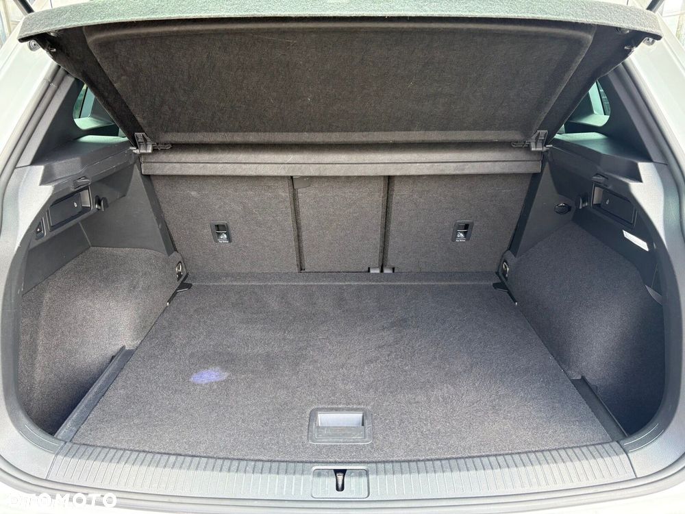Volkswagen Tiguan - 19