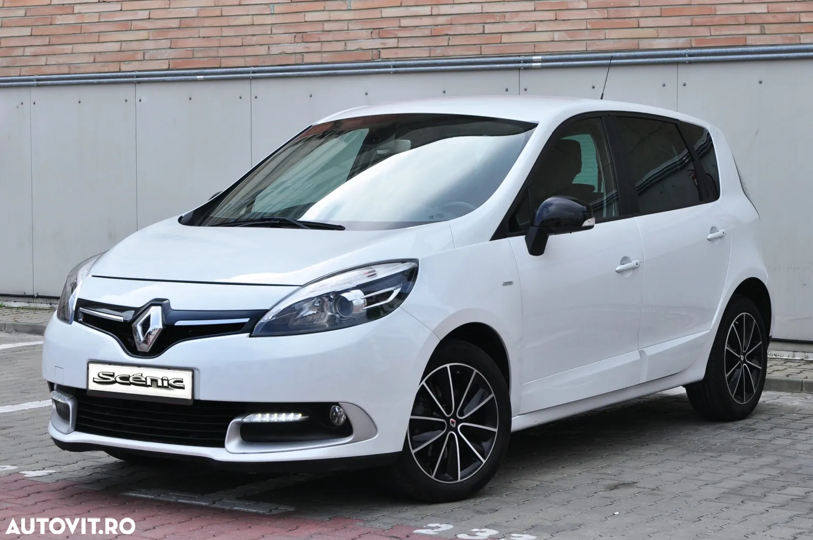 Renault Scenic dCi 110 LIMITED - 4