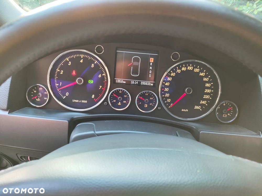 Volkswagen Touareg 3.2 V6 Automatik - 21