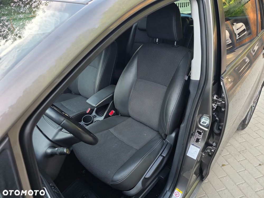Toyota Verso 1.8 Premium 7os - 14