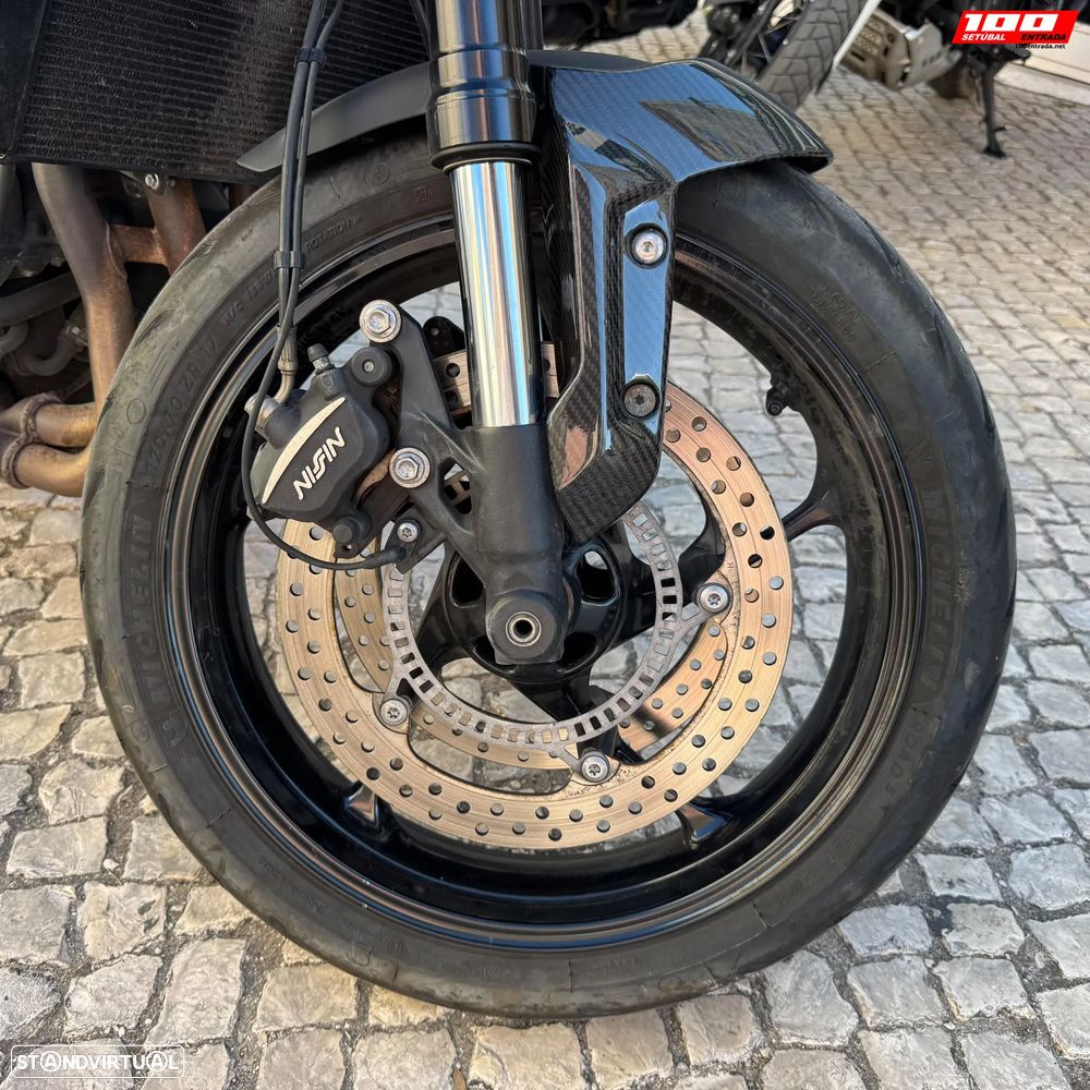 Triumph Trident 660 - 7