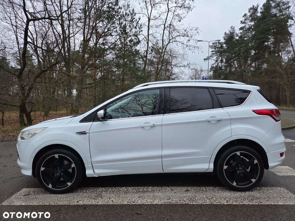 Ford Kuga - 4