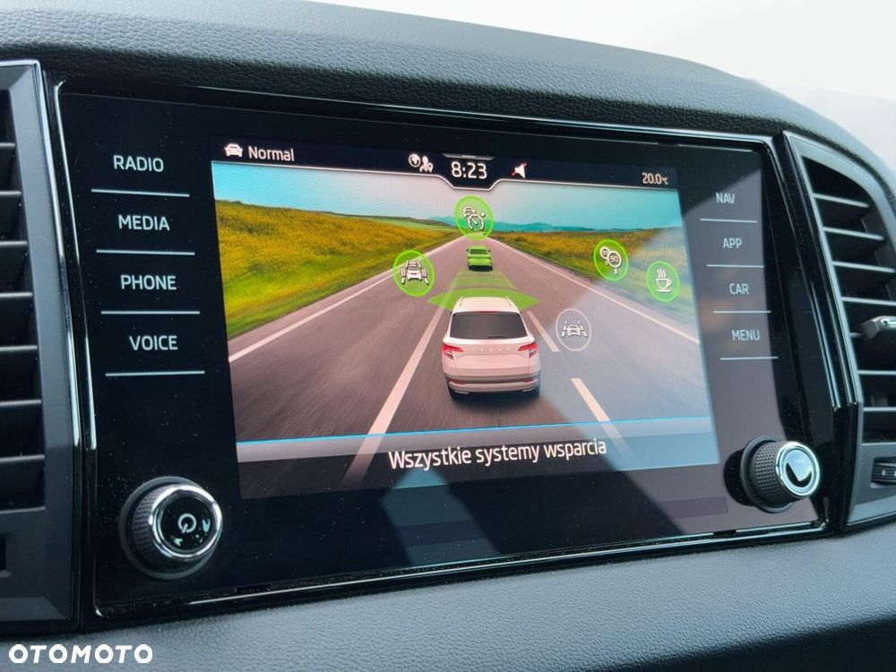 Skoda Karoq 1.5 TSI ACT 4x2 Sportline DSG - 32