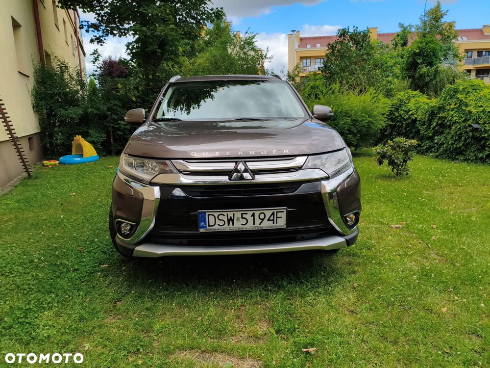 Mitsubishi Outlander 2.0 Intense + Navi 4WD CVT - 5