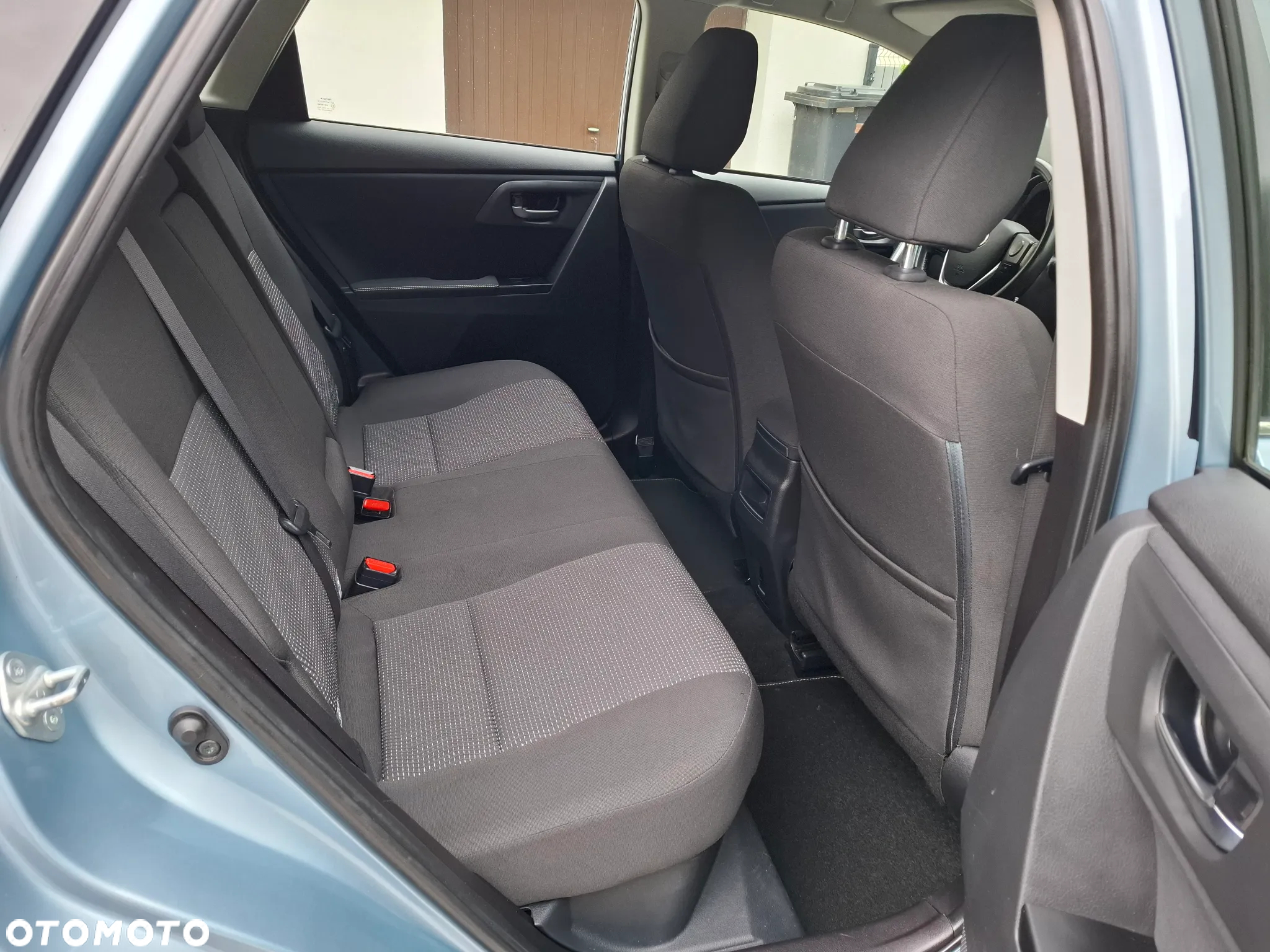 Toyota Auris - 14