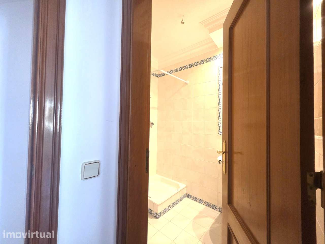 Excelente Apartamento T3- Santa Marta do Pinhal - Grande imagem: 4/40
