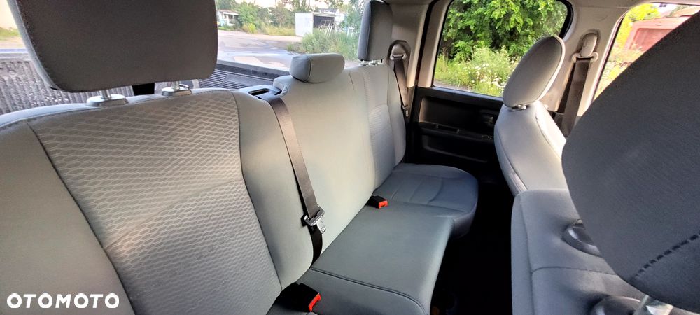 Dodge RAM 5.7 4x4 - 16