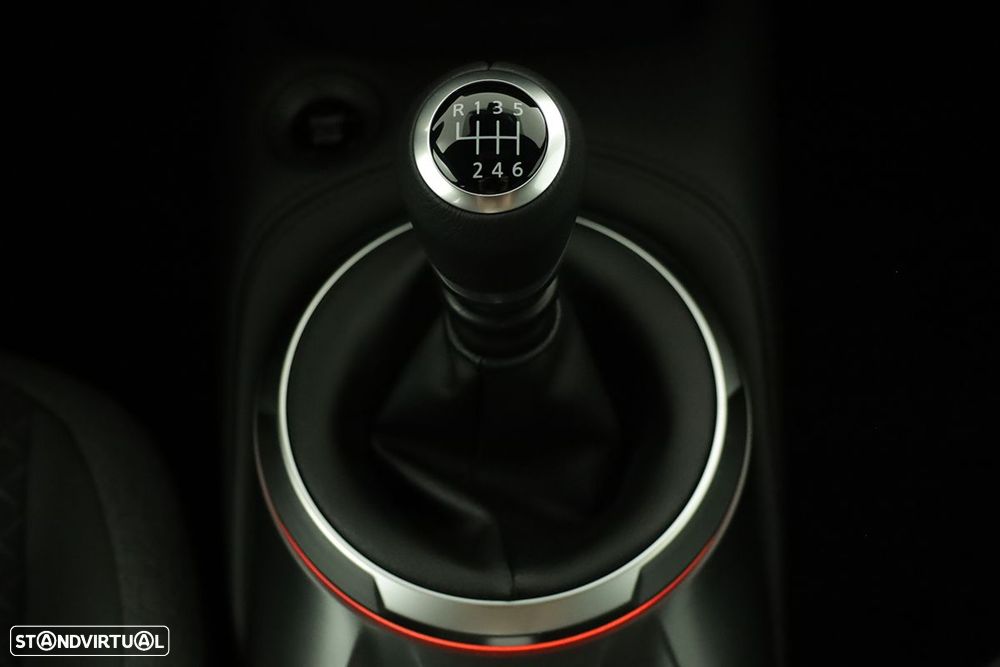 Nissan Juke 1.0 DIG-T N-Connecta — fotografia 14