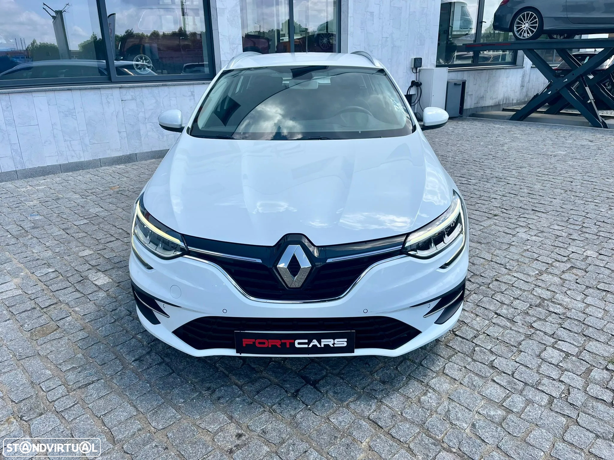 Renault Mégane Sport Tourer 1.5 Blue dCi Limited - 3
