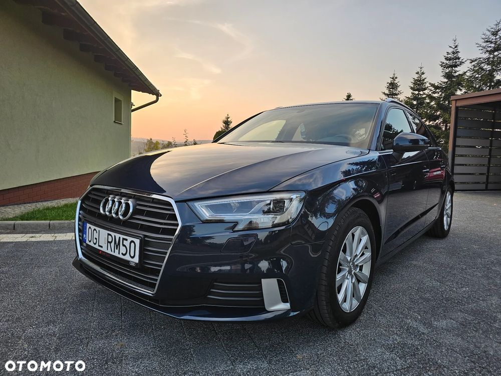 Audi A3 Sportback - 2