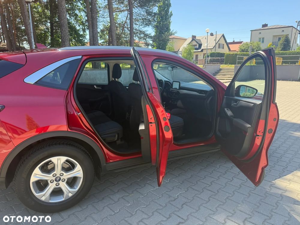 Ford Kuga 2.0 EcoBlue Hybrid TITANIUM - 34