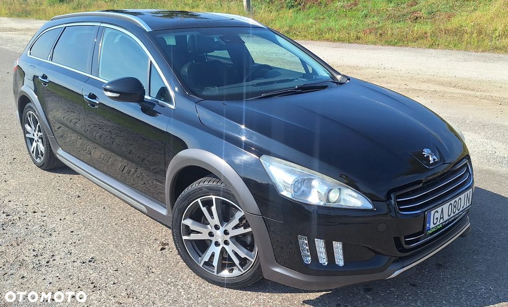 Peugeot 508 RXH Hybrid4 - 12