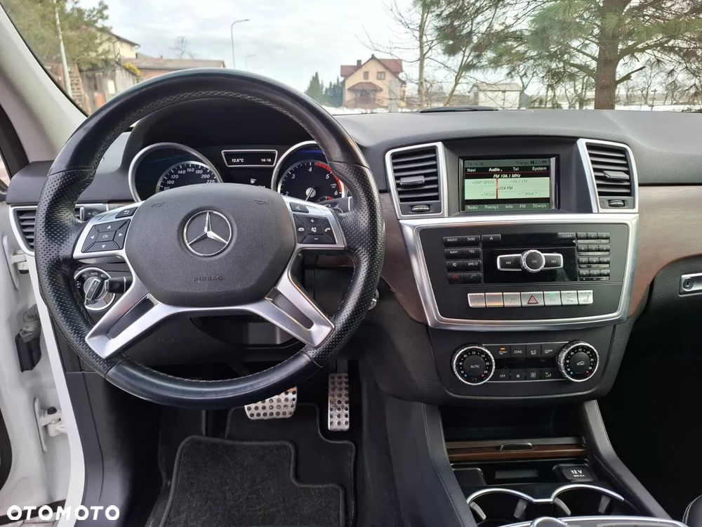 Mercedes-Benz ML - 7