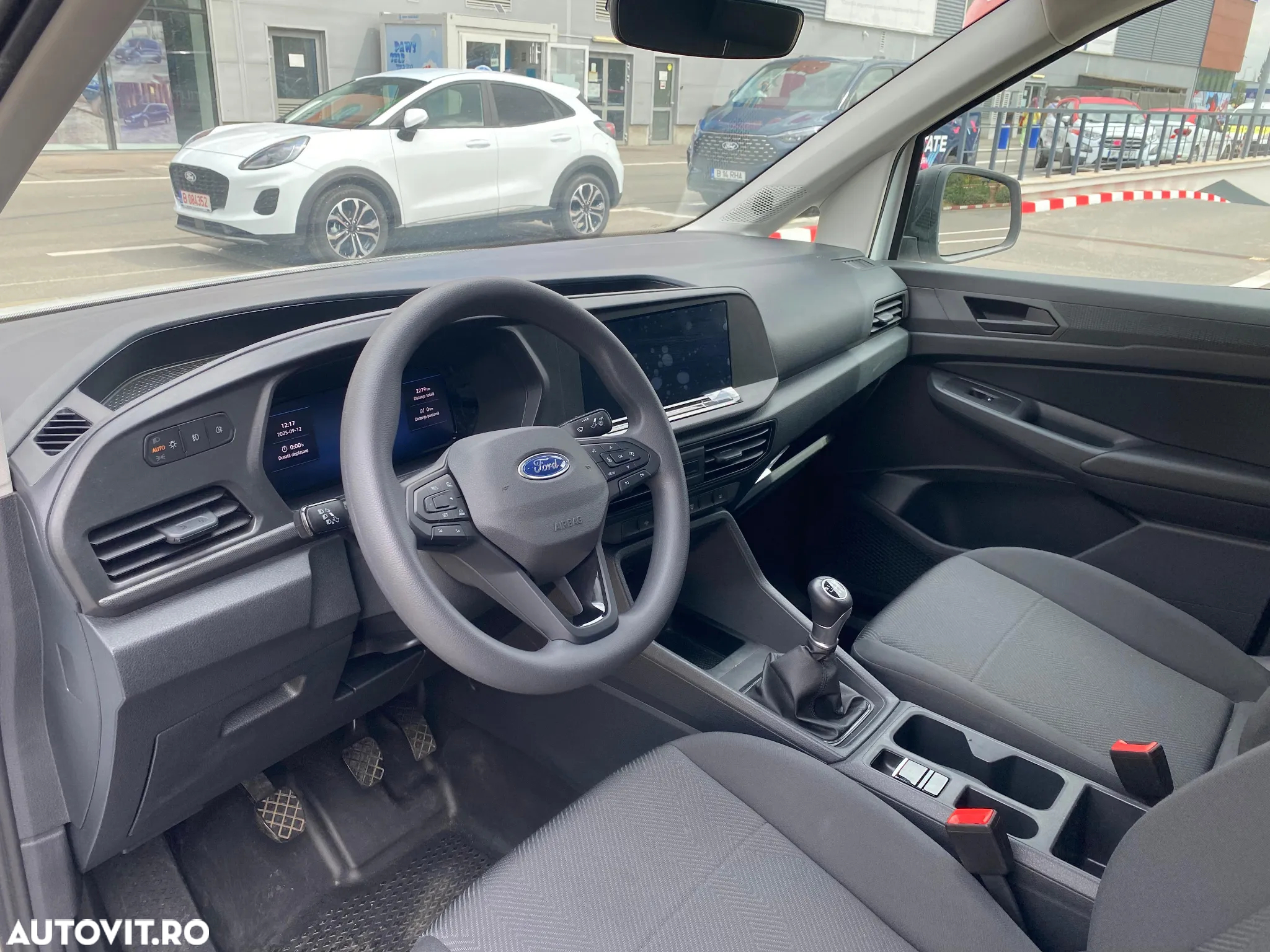 Ford Connect - 11