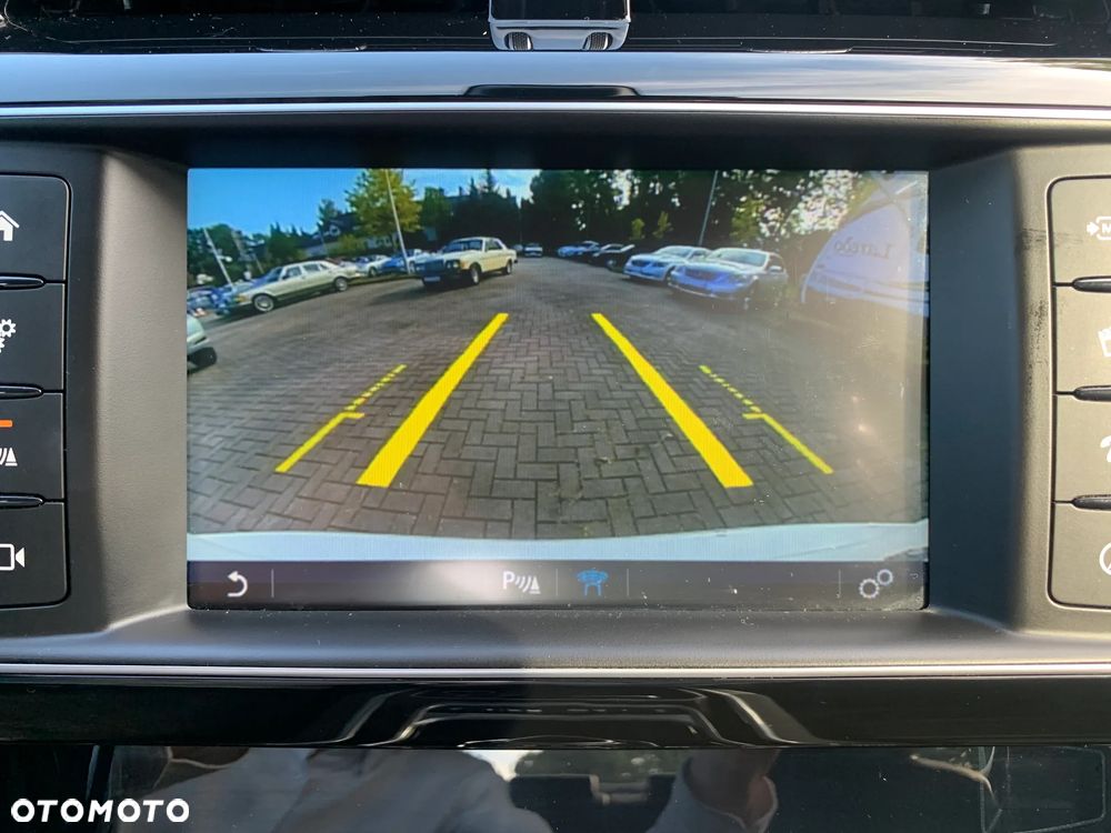 Jaguar XE 2.0 D Prestige - 14