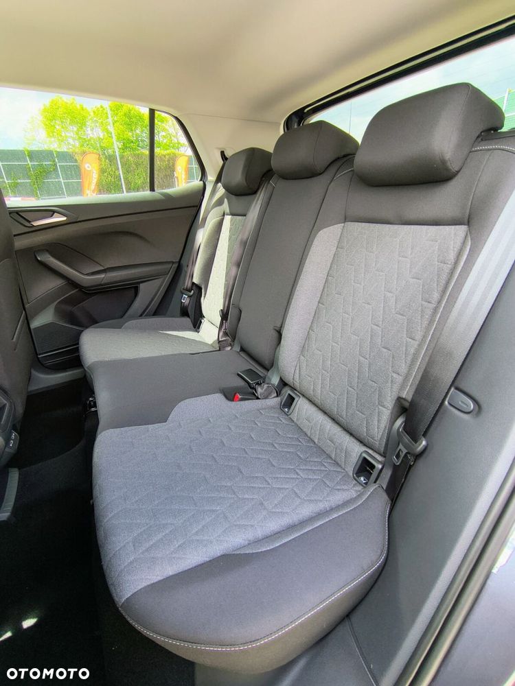 Volkswagen T-Cross - 25