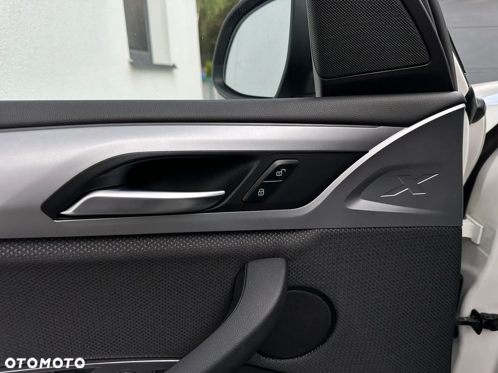 BMW X3 xDrive20i sport - 23