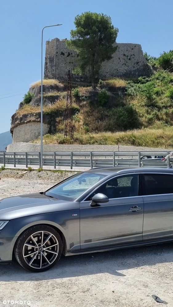 Audi A4 Avant 2.0 TDI Quattro S tronic - 9