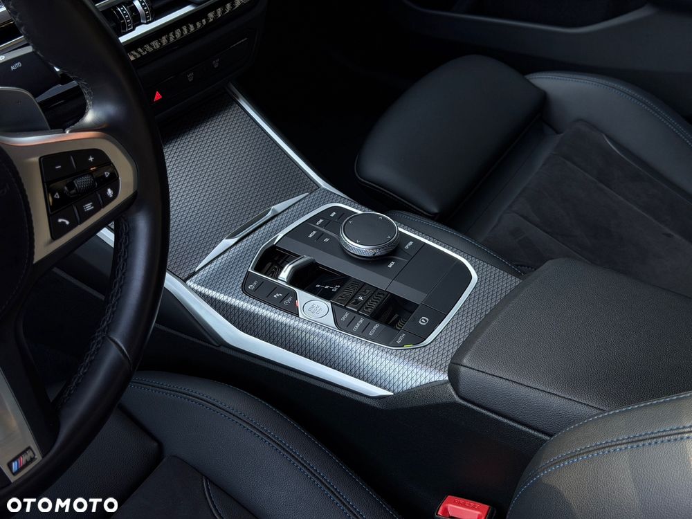 BMW Seria 3 318i M Sport sport - 15