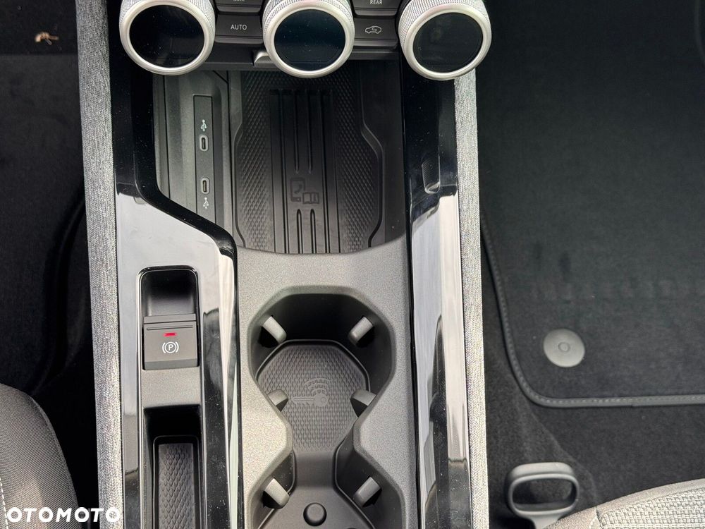 Skoda Superb 2.0 TDI SCR Drive DSG - 16