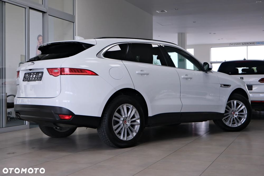 Jaguar F-Pace 2.0 i4D AWD Prestige - 9
