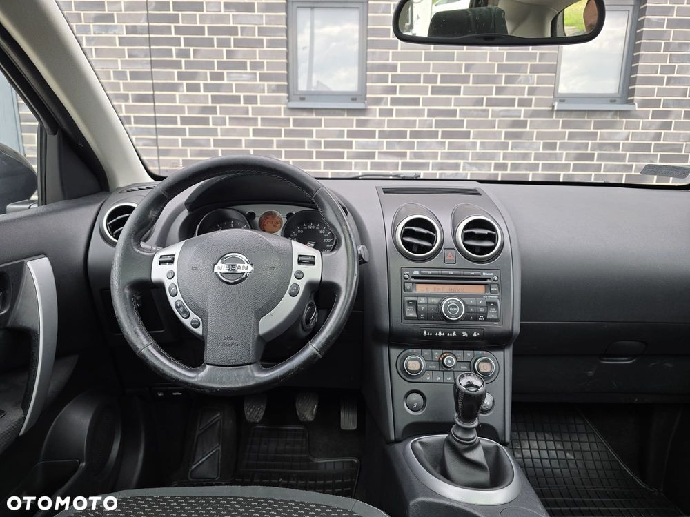 Nissan Qashqai 2.0 dCi Tekna - 28