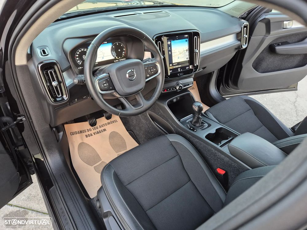 Volvo XC 40 2.0 D3 Momentum Plus - 11