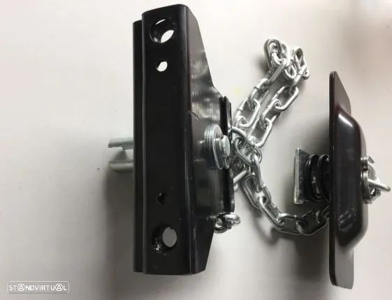 Suporte do pneu suplente Mazda B2500 BT-50 Ford Ranger UB9F-38-610 UB9F38610 - 2