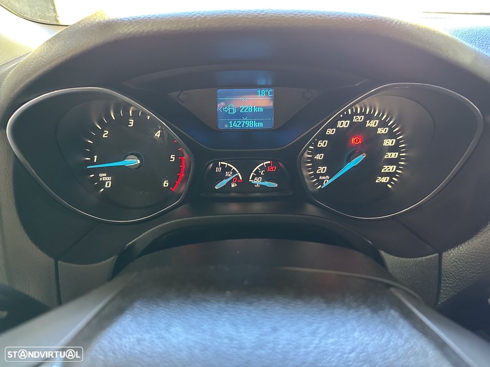 Ford Focus SW 1.6 TDCi Titanium Best - 23