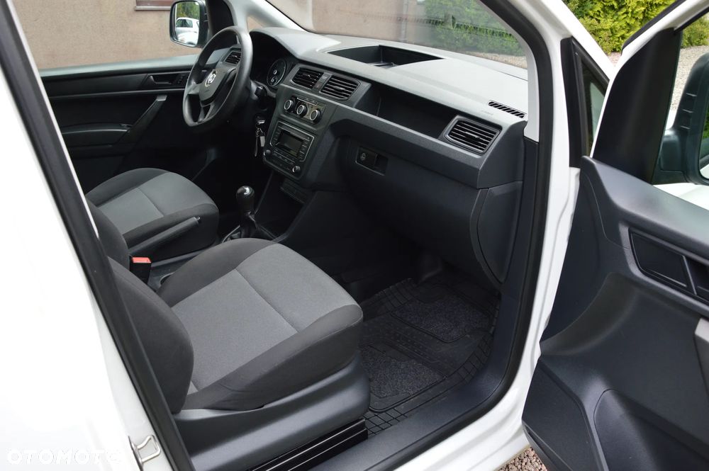 Volkswagen Caddy - 29