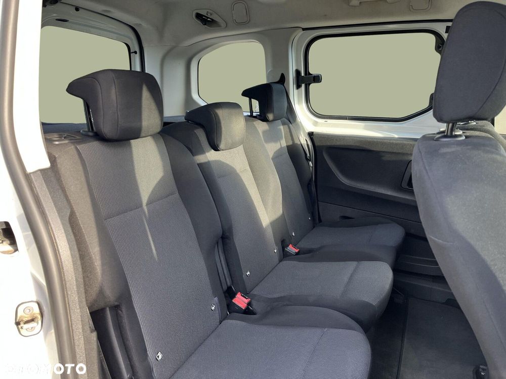 Toyota Proace City - 15