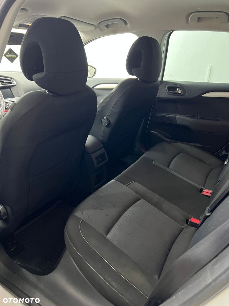 Citroën C4 1.6 HDi Attraction - 10