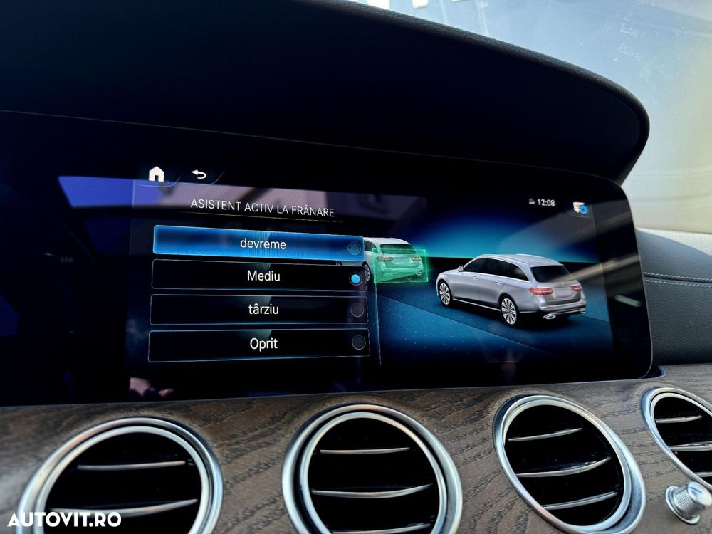 Mercedes-Benz E - 27