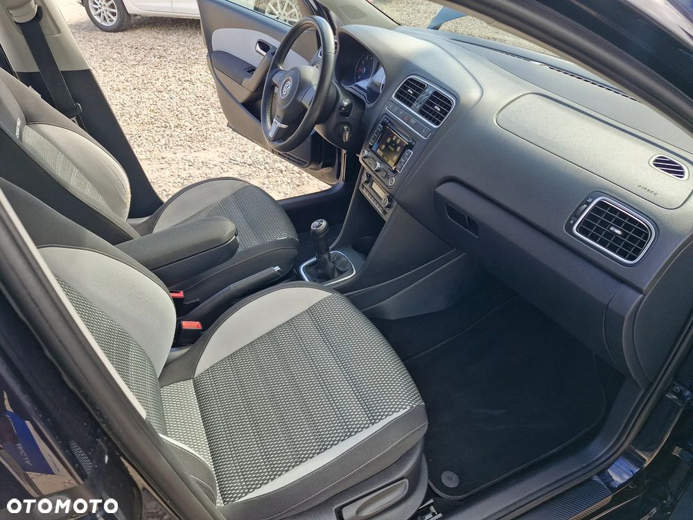 Volkswagen Polo Cross - 14